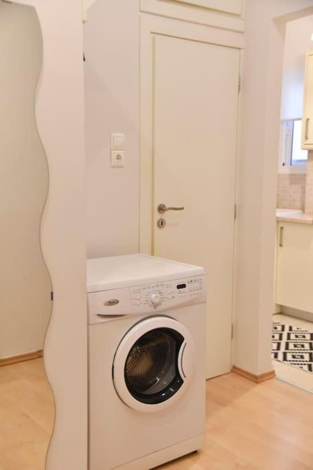 Tiny Treasure Apartment Atena Exterior foto